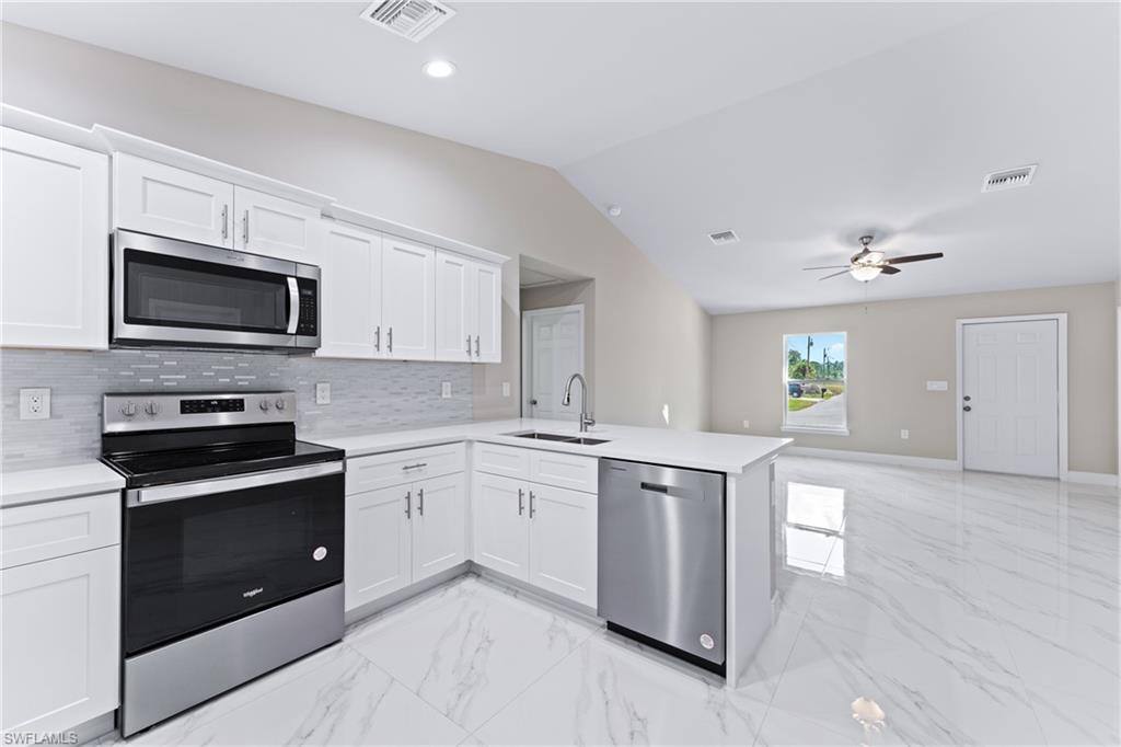 Kitchen, Living